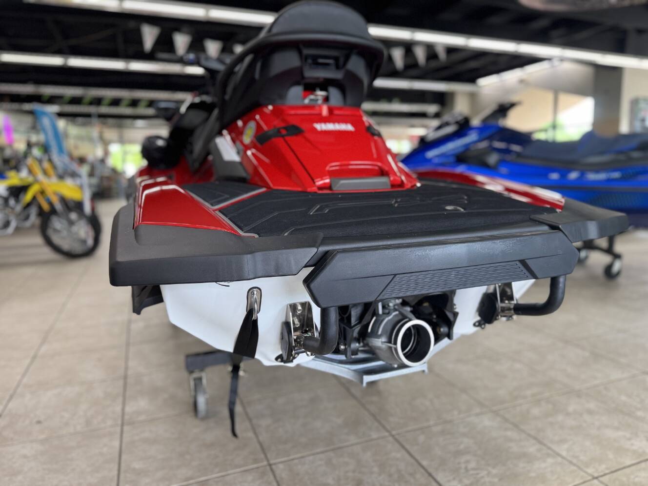 A photo of this 2026 Yamaha WAVERUNNER FX CRUISER HO W/AUDIO