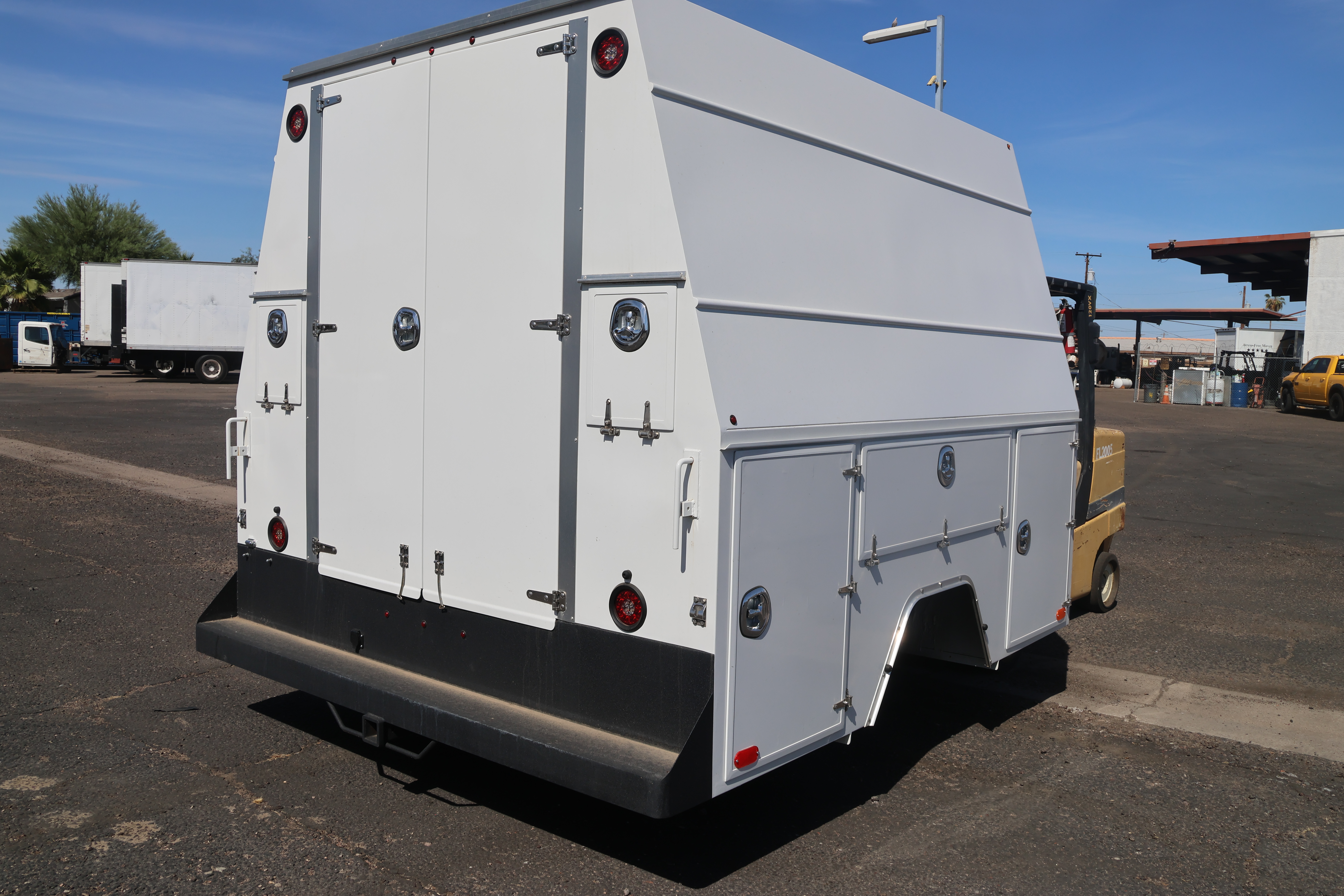 2024 VENTURES SERVICE BODY in Mesa, AZ