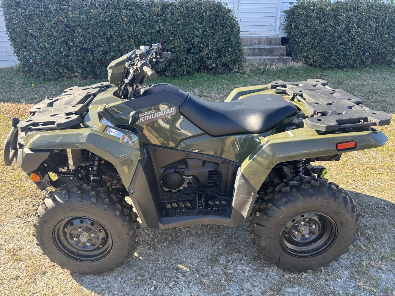 A photo of this 2022 Suzuki KINGQUAD 750 AXI 4X4 POWER STEERING
