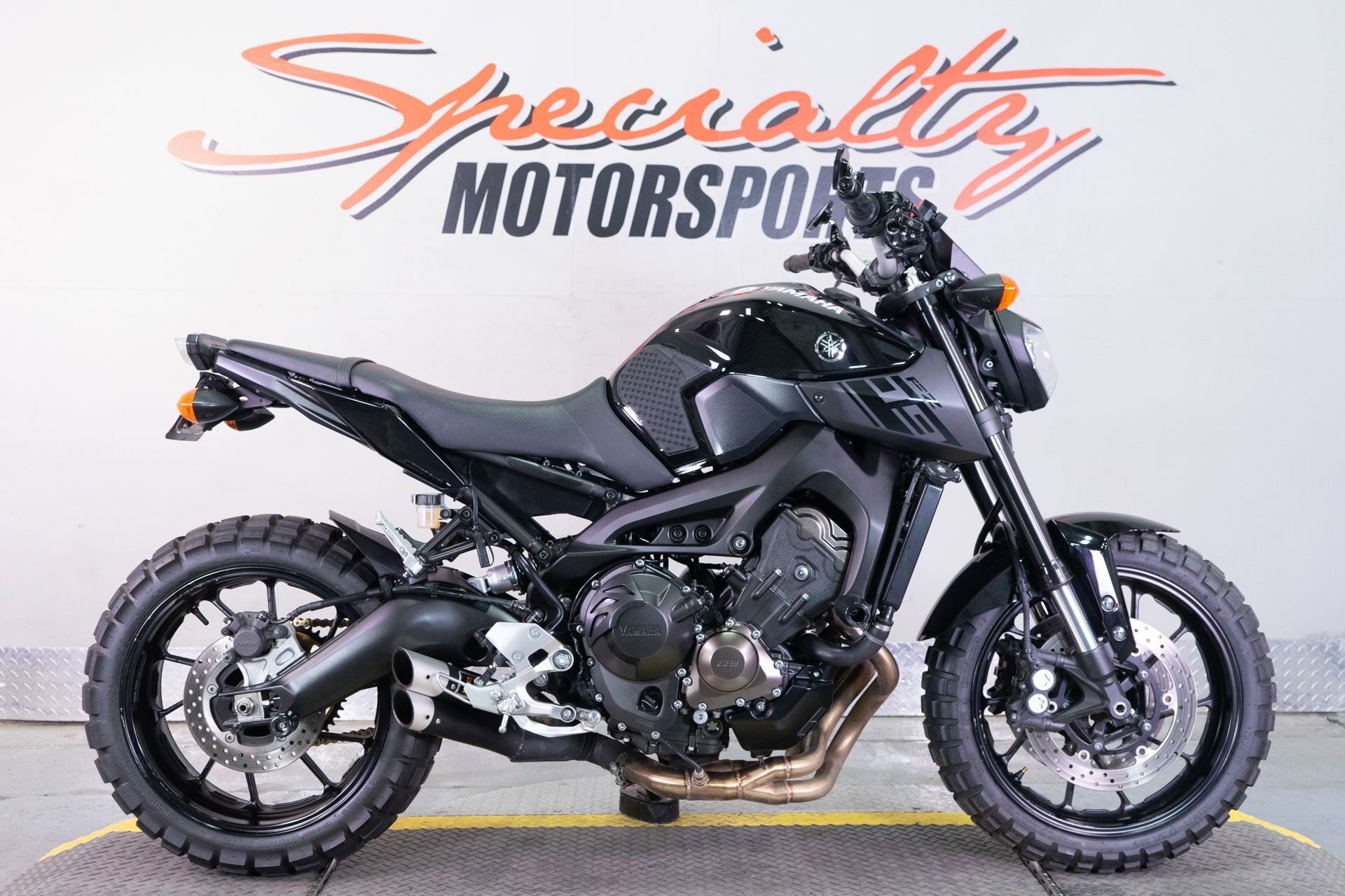 2016 Yamaha FZ-09 in Sacramento, CA