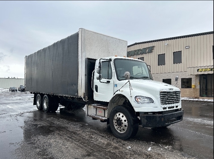 2020 FREIGHTLINER BUSINESS CLASS M2 106 in Rothschild, WI
