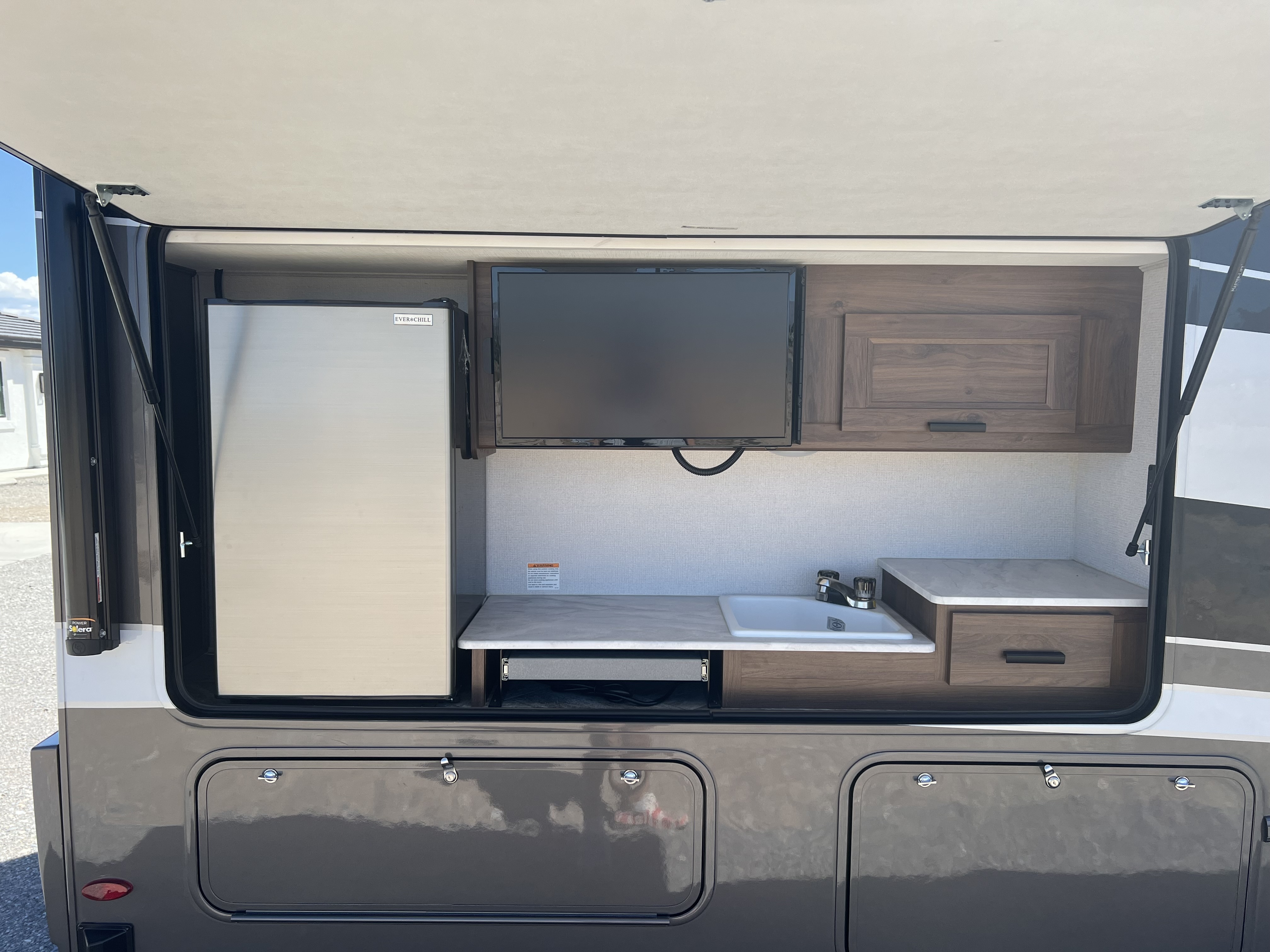 2022 Forest River SUNSEEKER CLASSIC 2860DS in pahrump NV