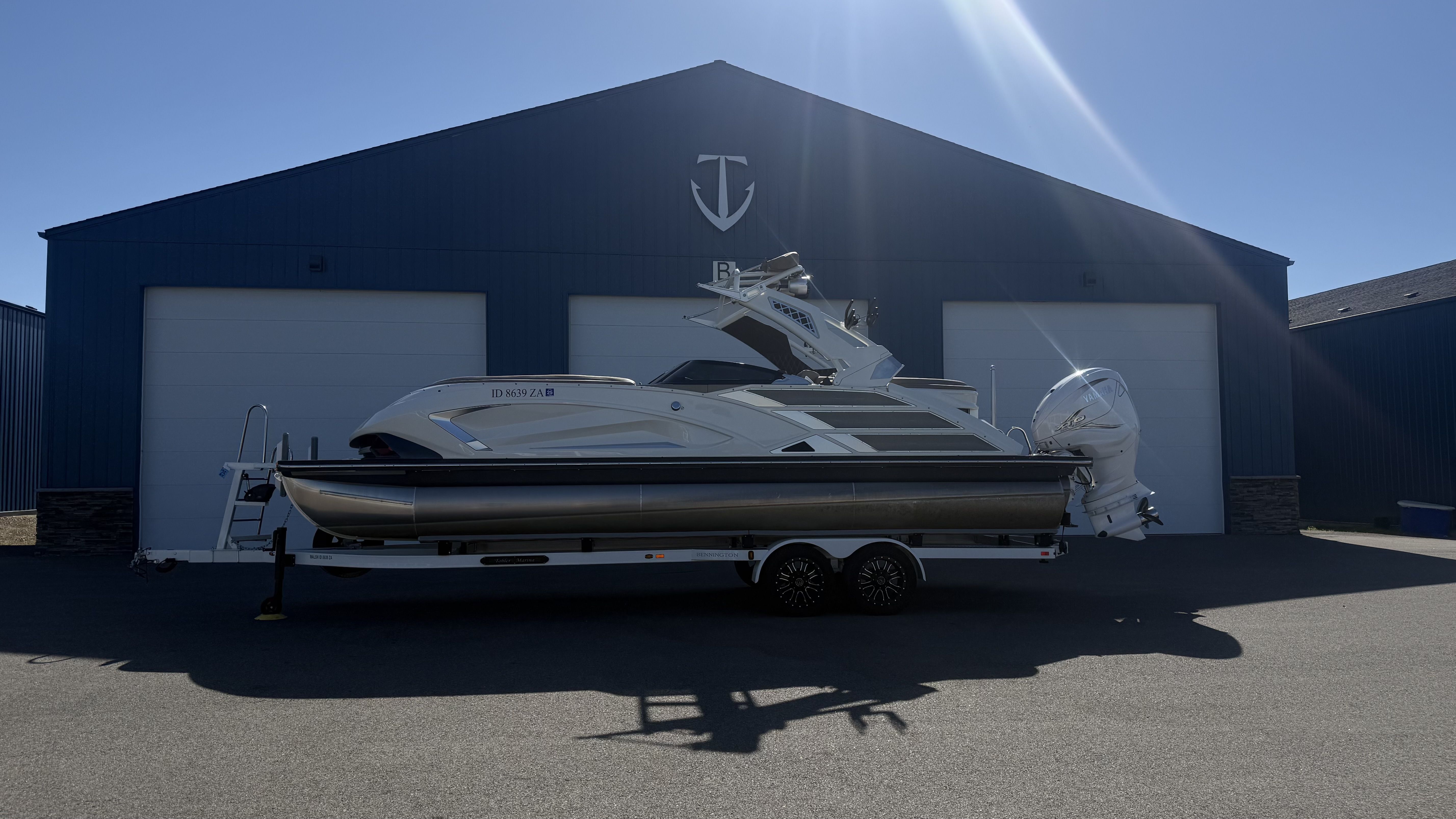2021 Bennington 25 QX Sport in hayden ID