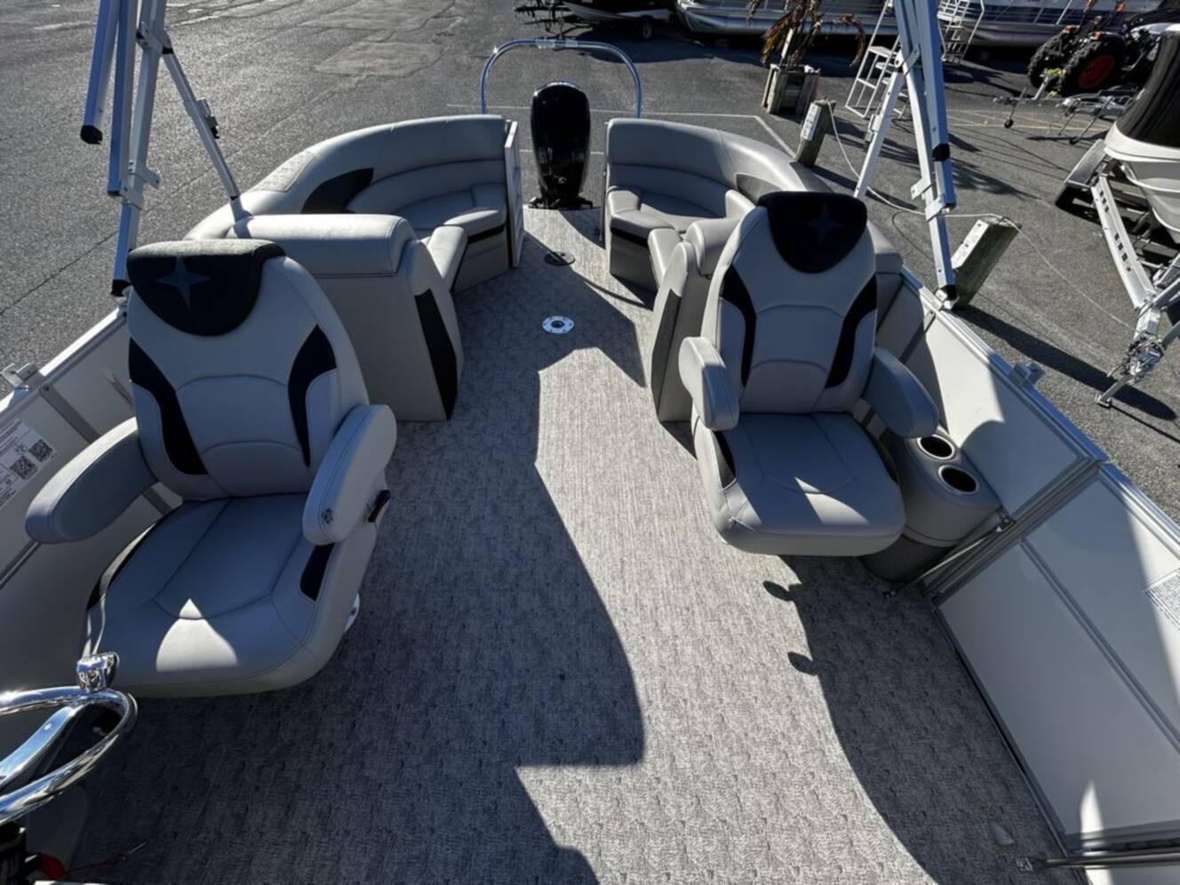 A photo of this 2024 Berkshire Pontoons 22RFX LE 2.75
