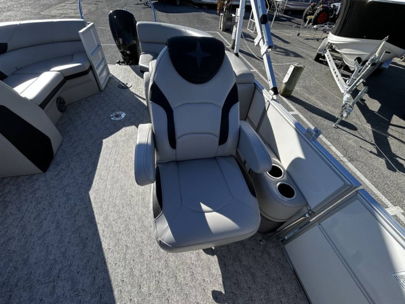 A photo of this 2024 Berkshire Pontoons 22RFX LE 2.75