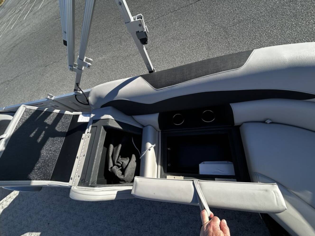 A photo of this 2024 Berkshire Pontoons 22RFX LE 2.75