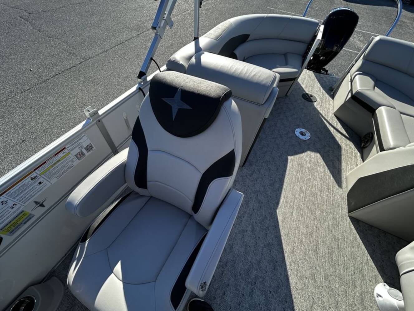 A photo of this 2024 Berkshire Pontoons 22RFX LE 2.75