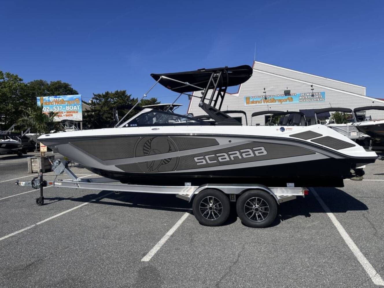 A photo of this 2025 Scarab 235 LX