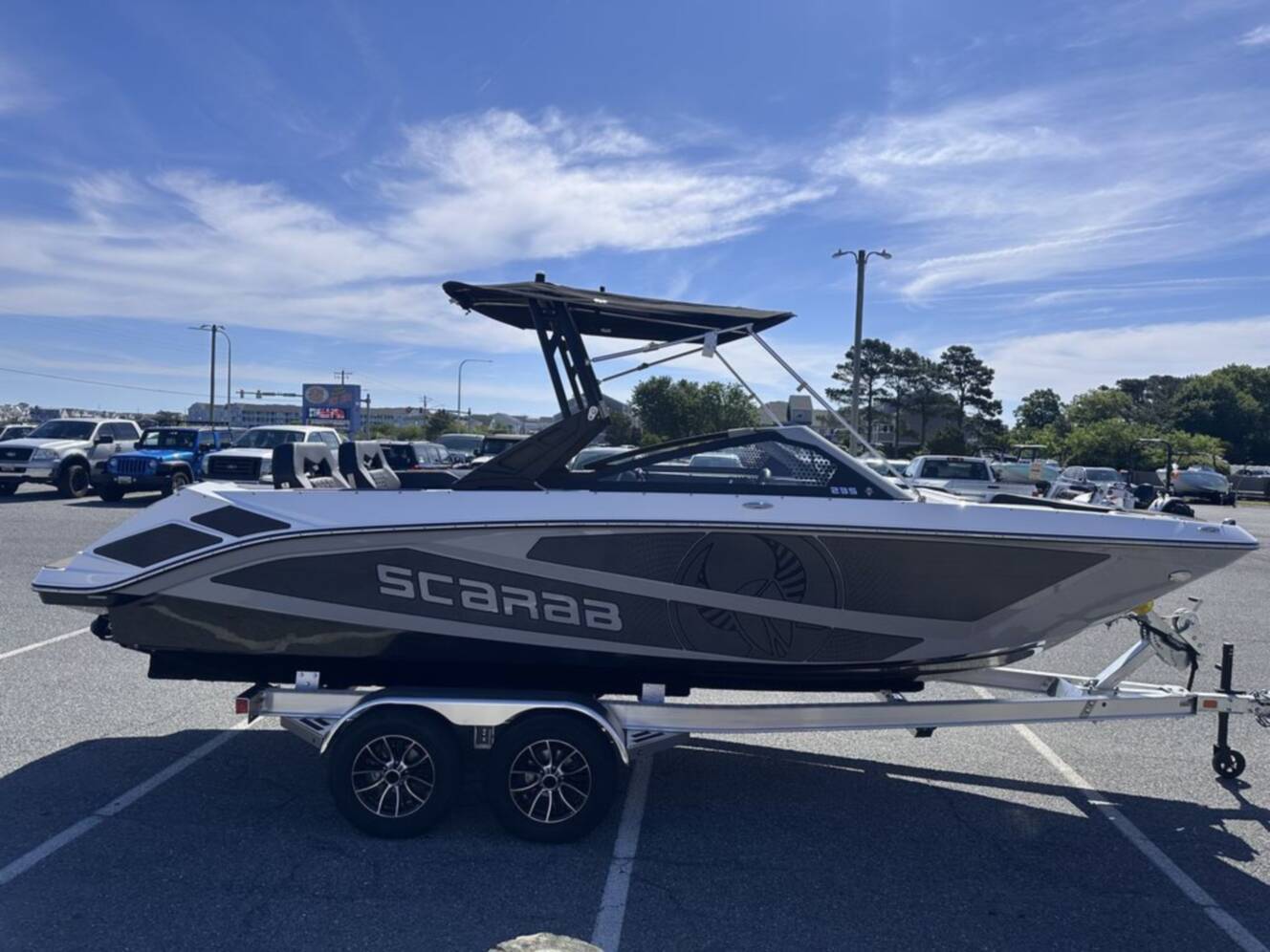 A photo of this 2025 Scarab 235 LX