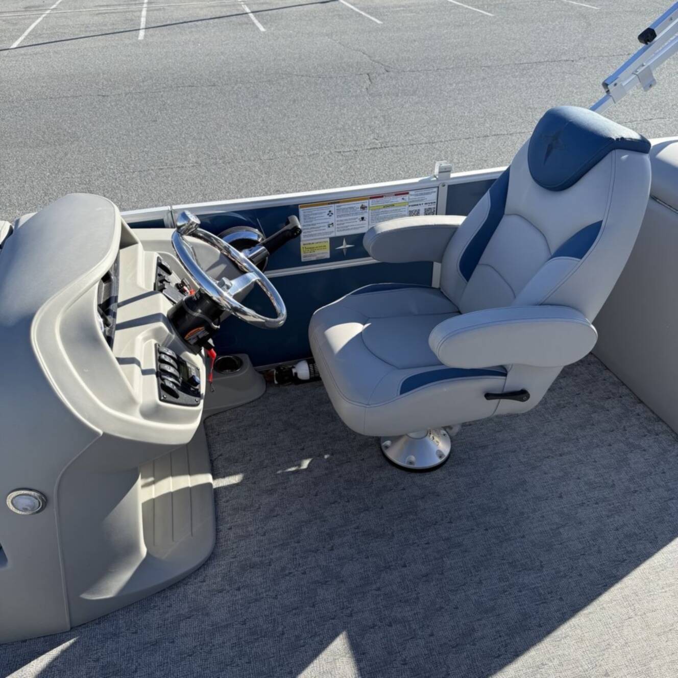 A photo of this 2025 Berkshire Pontoons 22RFX LE 2.75