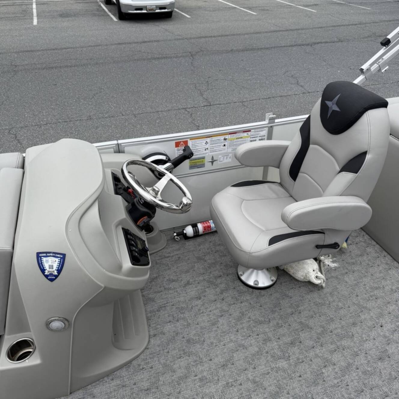 A photo of this 2025 Berkshire Pontoons 22RFX LE 2.75