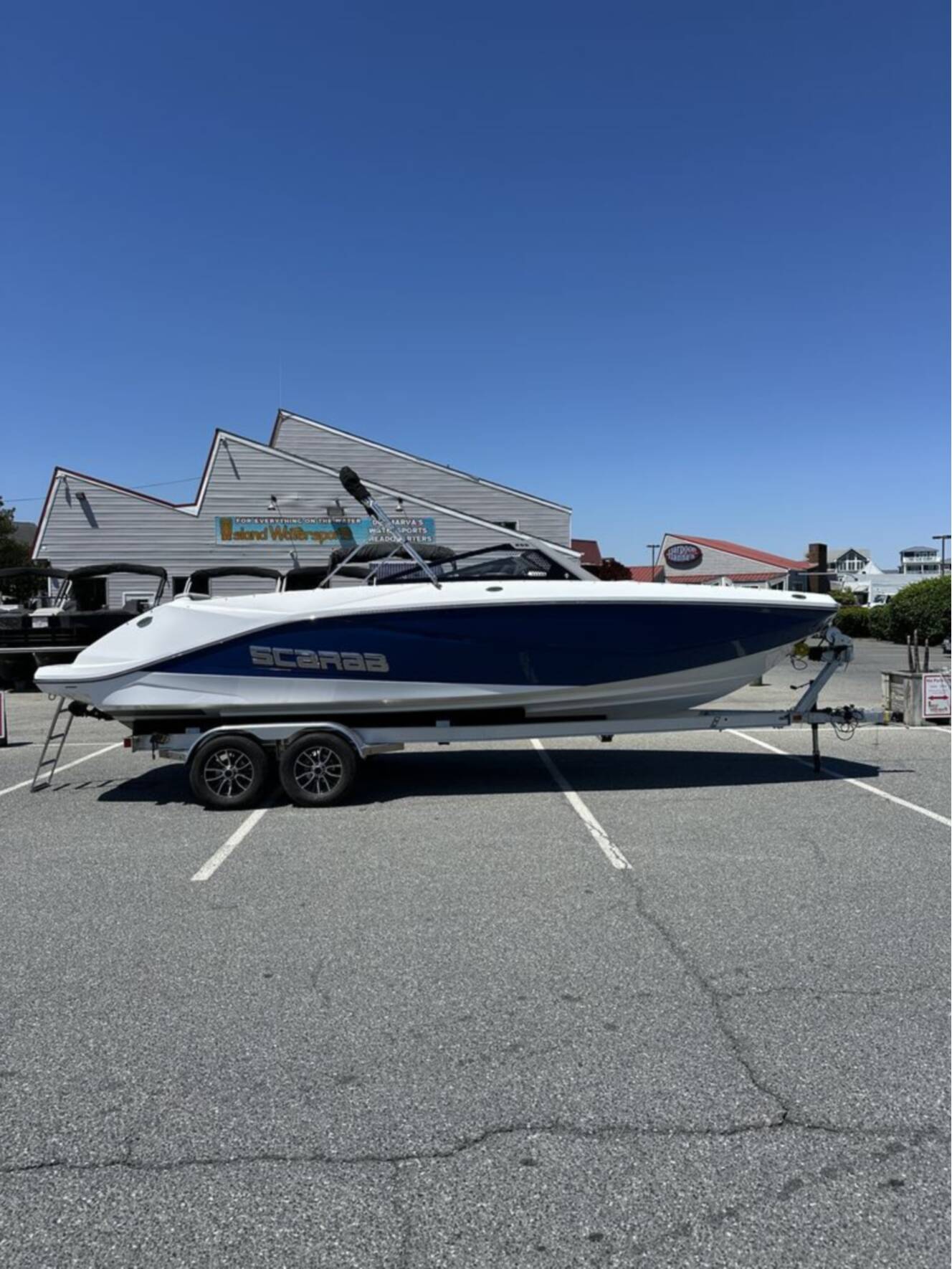 A photo of this 2026 Scarab 255 SE