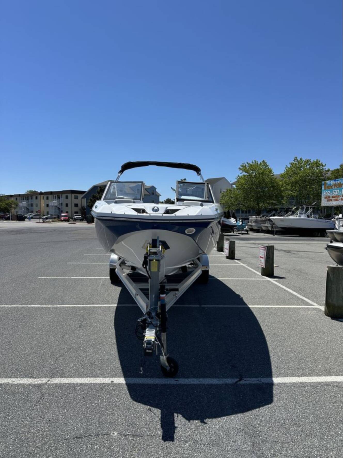 A photo of this 2026 Scarab 255 SE