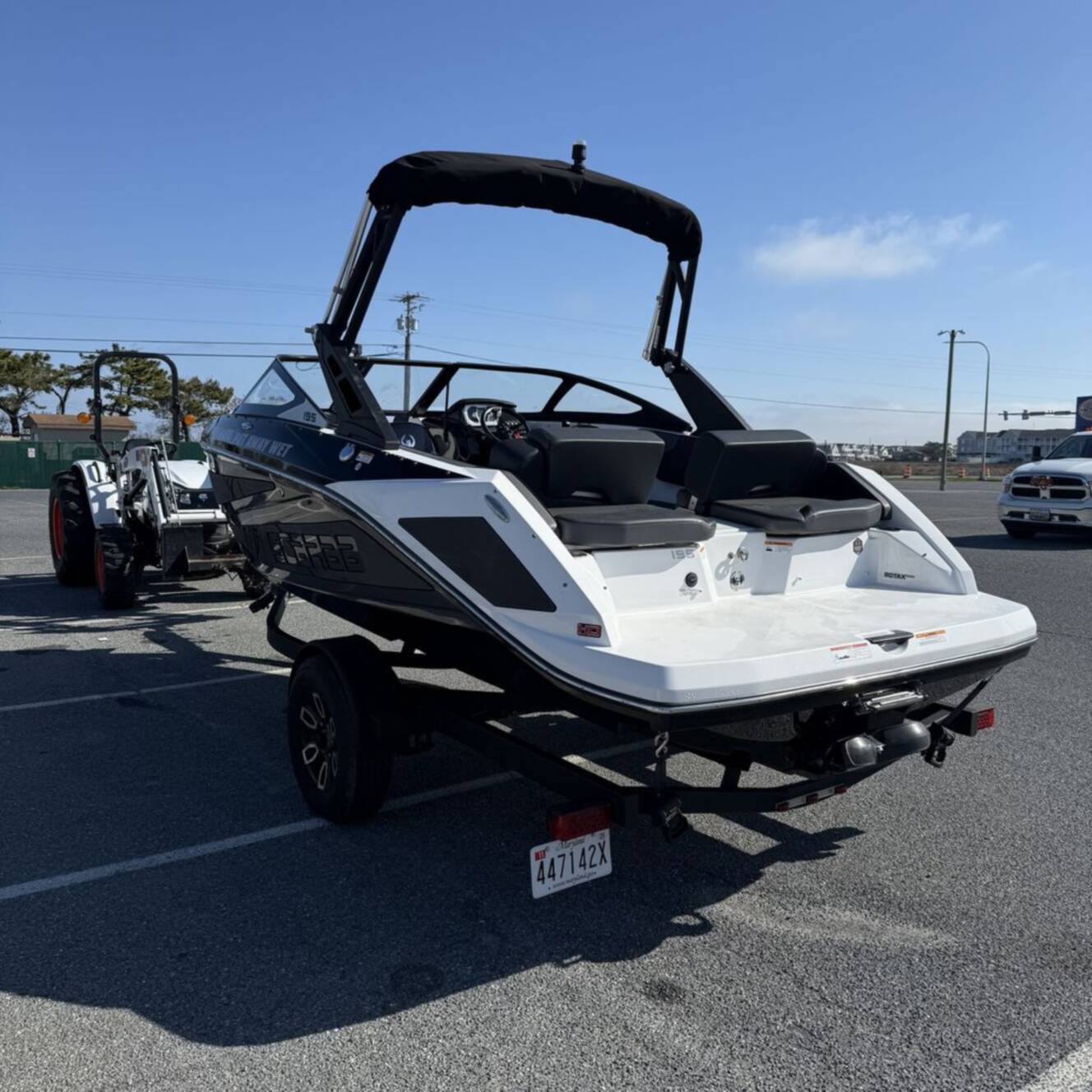 A photo of this 2024 Scarab 195 ID