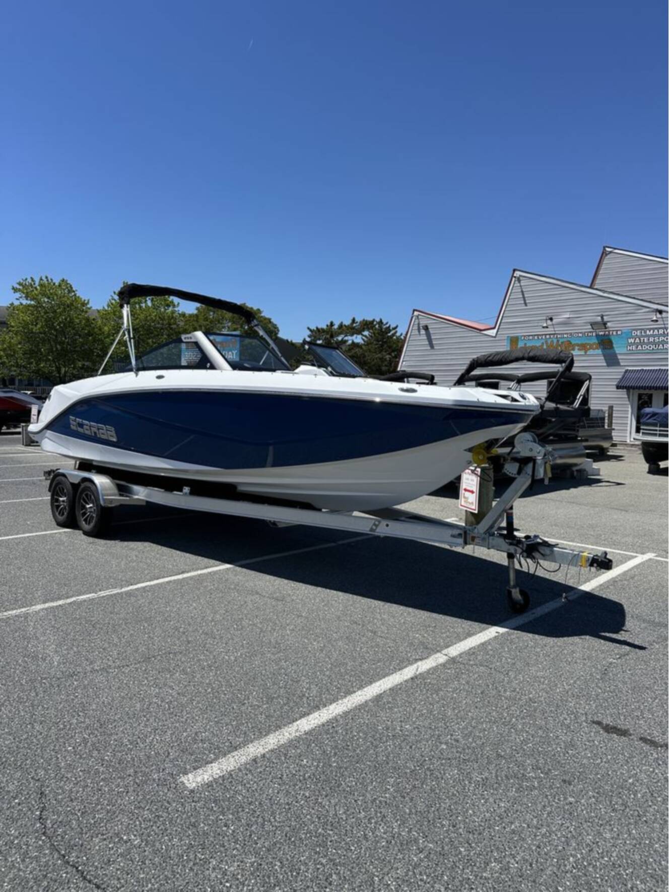 A photo of this 2026 Scarab 255 SE
