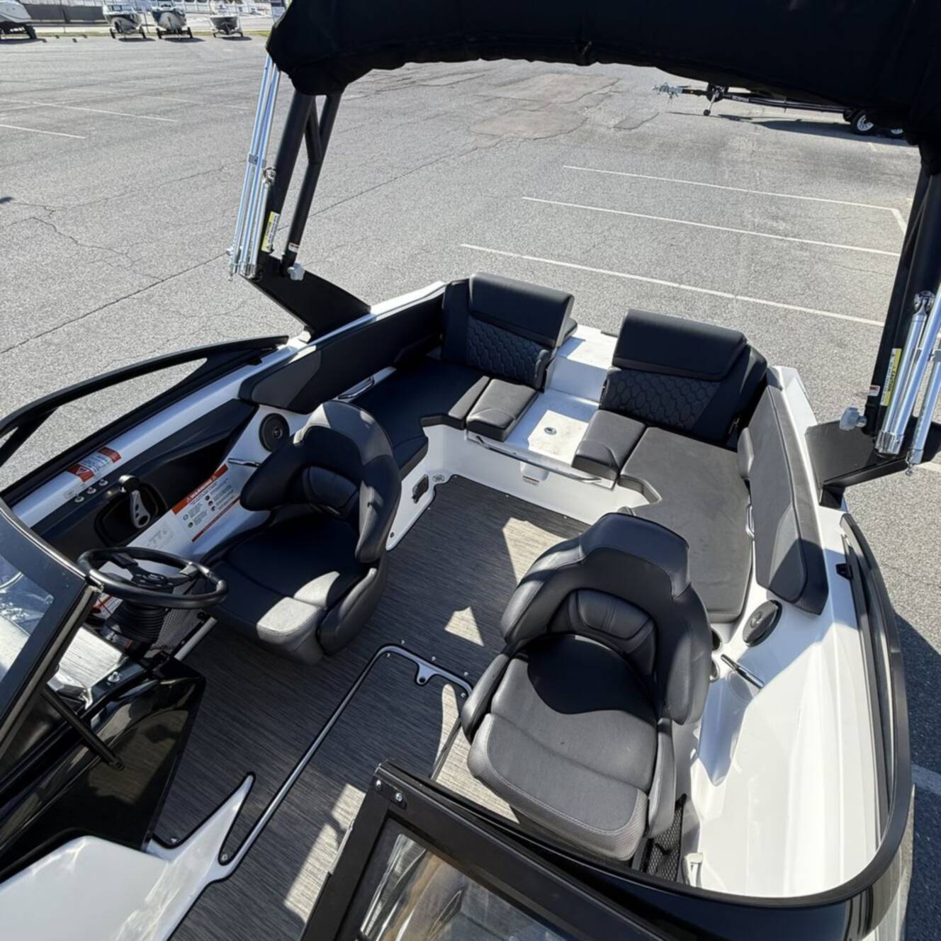 A photo of this 2024 Scarab 195 ID