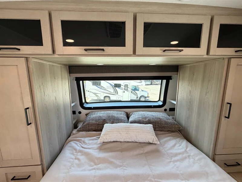2026 Forest River Rockwood UltraLite 2706BH