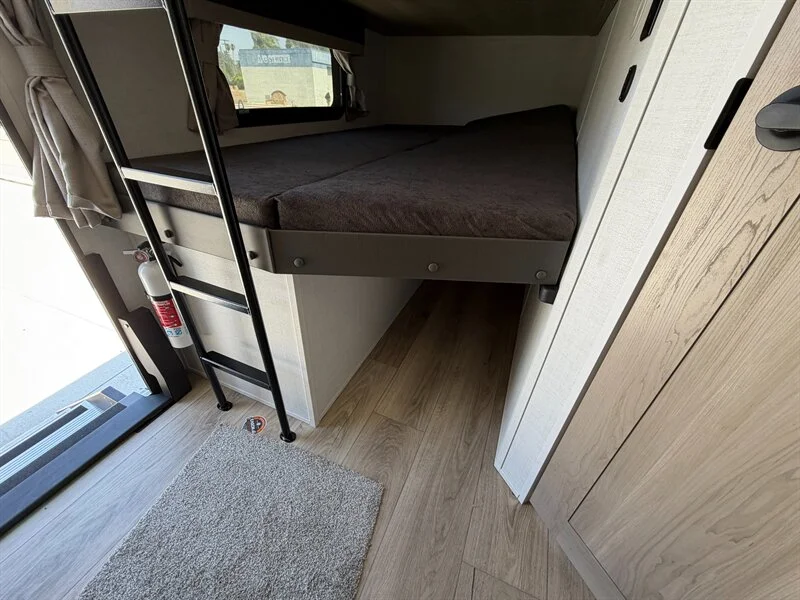 2026 Forest River Rockwood UltraLite 2706BH