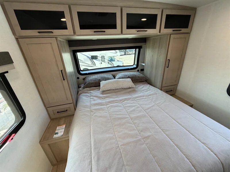 2026 Forest River Rockwood UltraLite 2706BH