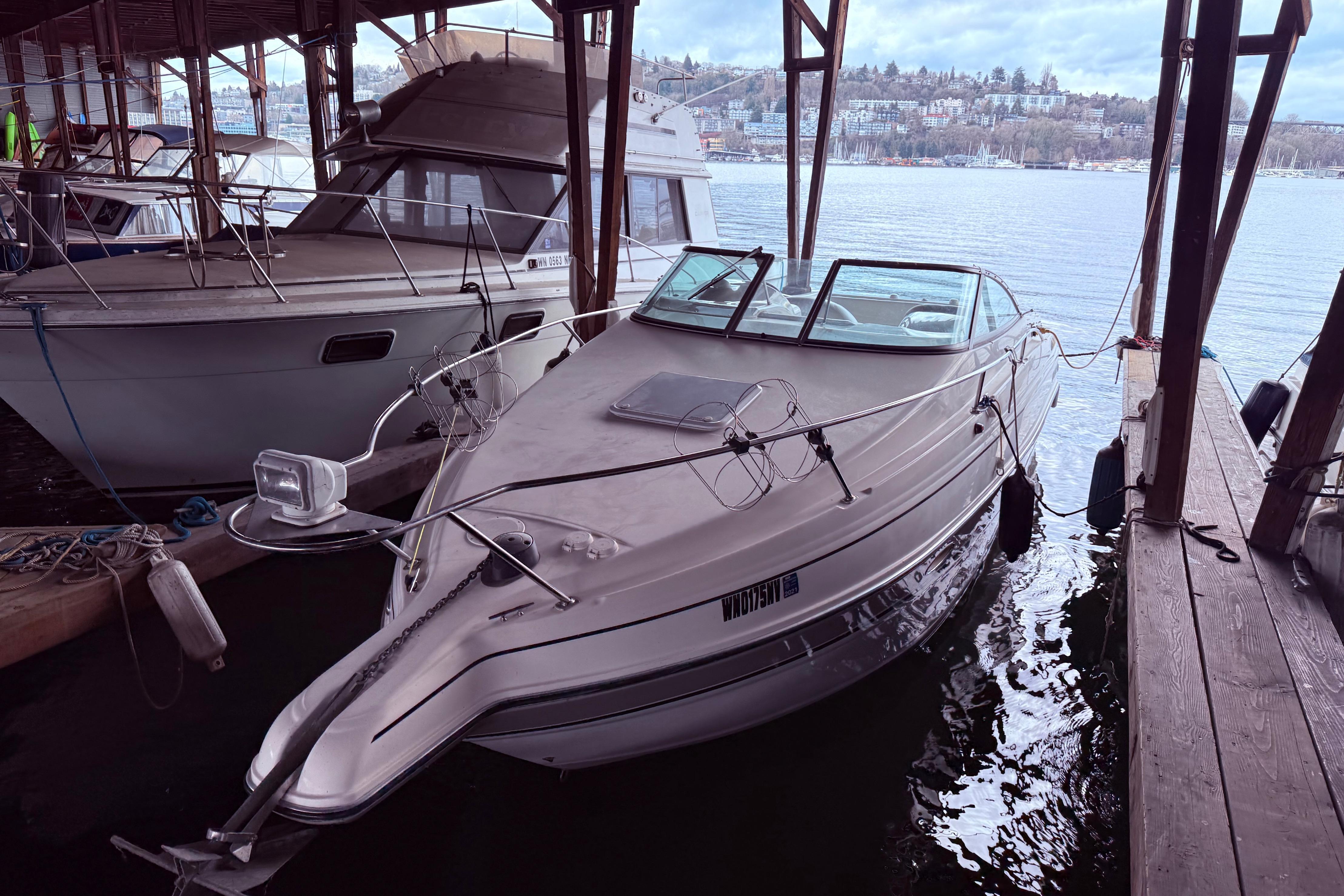 2007 Glastron GS 279 Sport Cruiser Boat boat