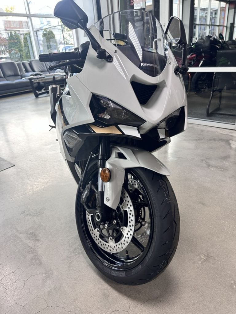 New 2026 Kawasaki Ninja® Zx -6R Abs For Sale in Belleville, NJ