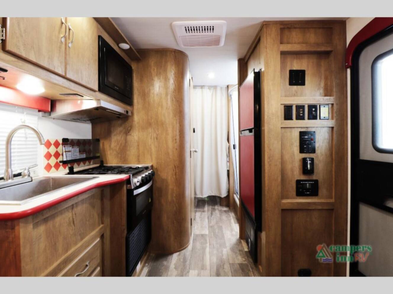 A photo of this 2026 Gulf Stream Rv Vintage Cruiser 19TWD
