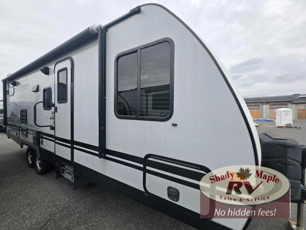 2020 Winnebago Industries Towables Minnie 2455BHS in east earl PA