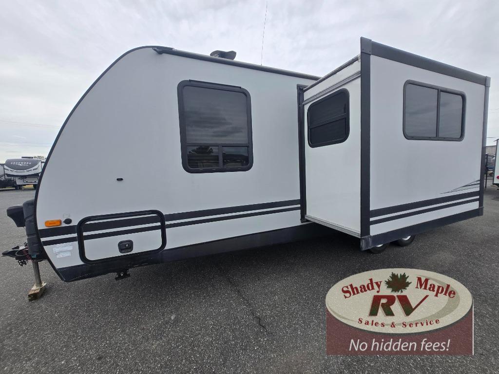 2020 Winnebago Industries Towables Minnie 2455BHS in east earl PA