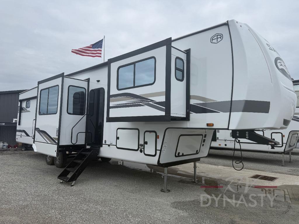 2026 Forest River Rv Cherokee Sabre 37FLH in bunker hill IN