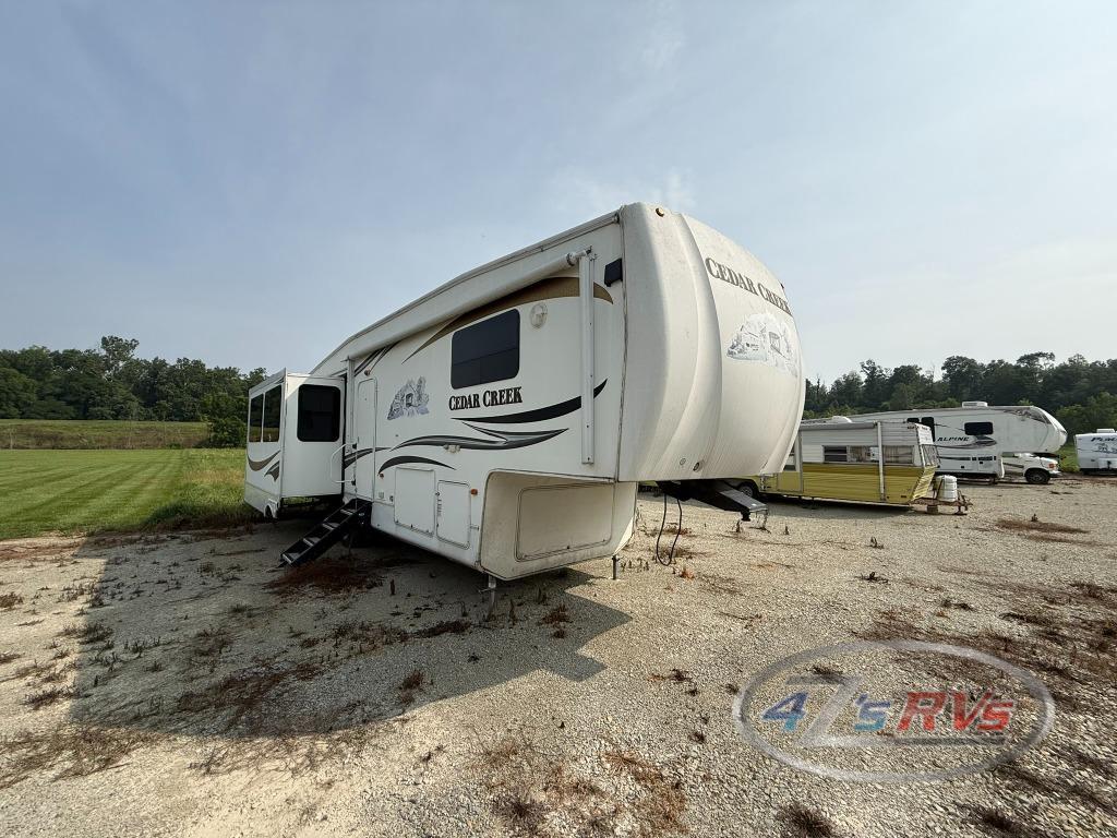 2010 Forest River Rv Cedar Creek 34SATS in peru IN