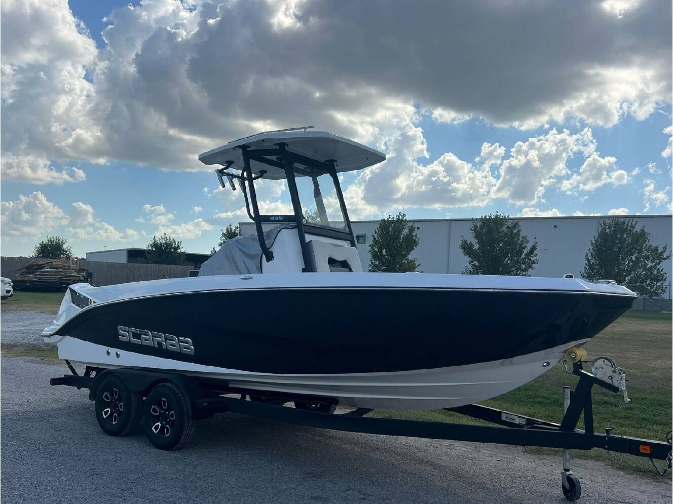 A photo of this 2025 Scarab 235 OPEN SE