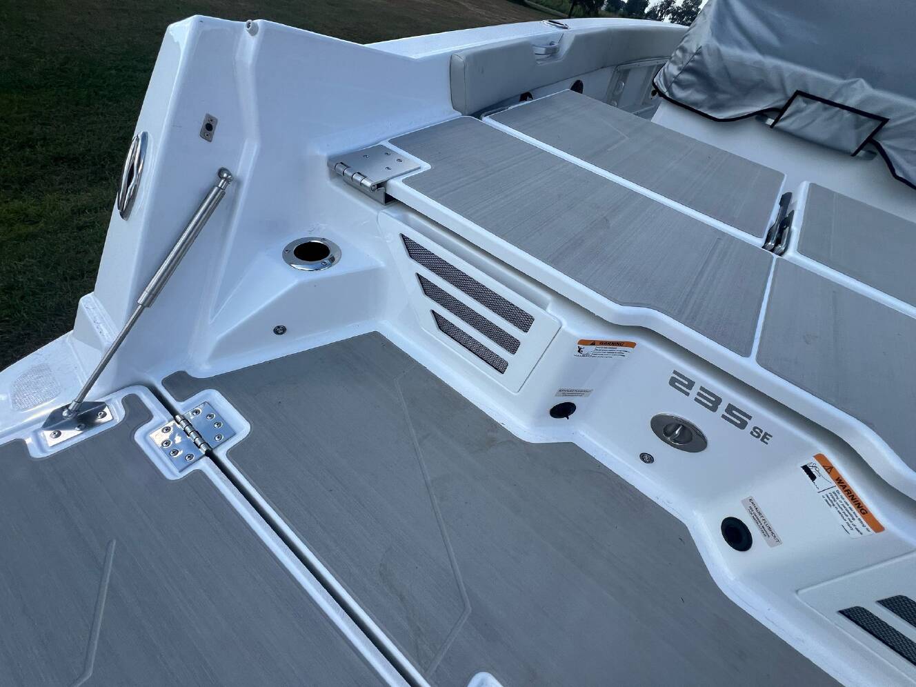 A photo of this 2025 Scarab 235 OPEN SE