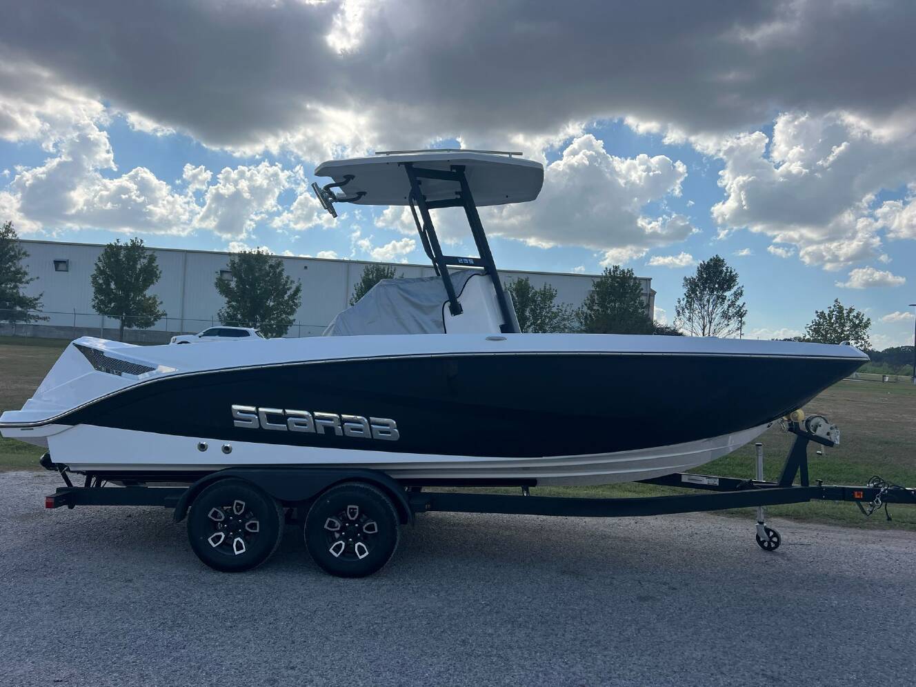 A photo of this 2025 Scarab 235 OPEN SE