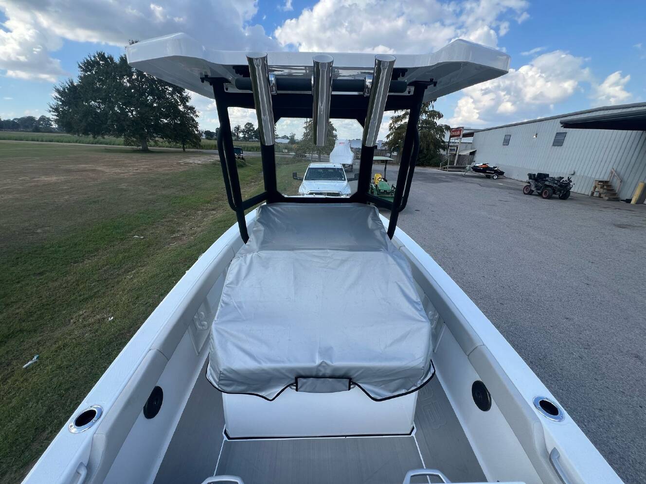 A photo of this 2025 Scarab 235 OPEN SE