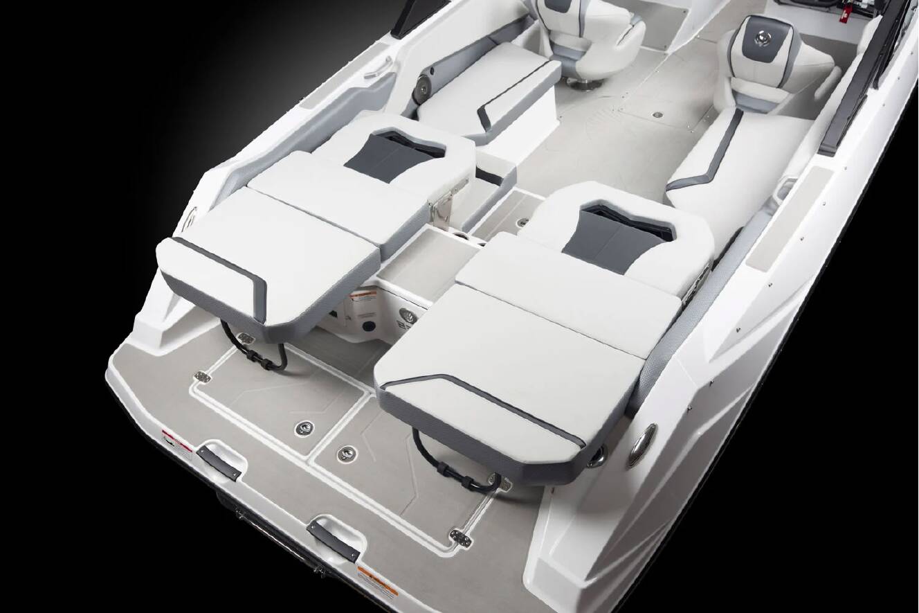 A photo of this 2026 Scarab 235 SE
