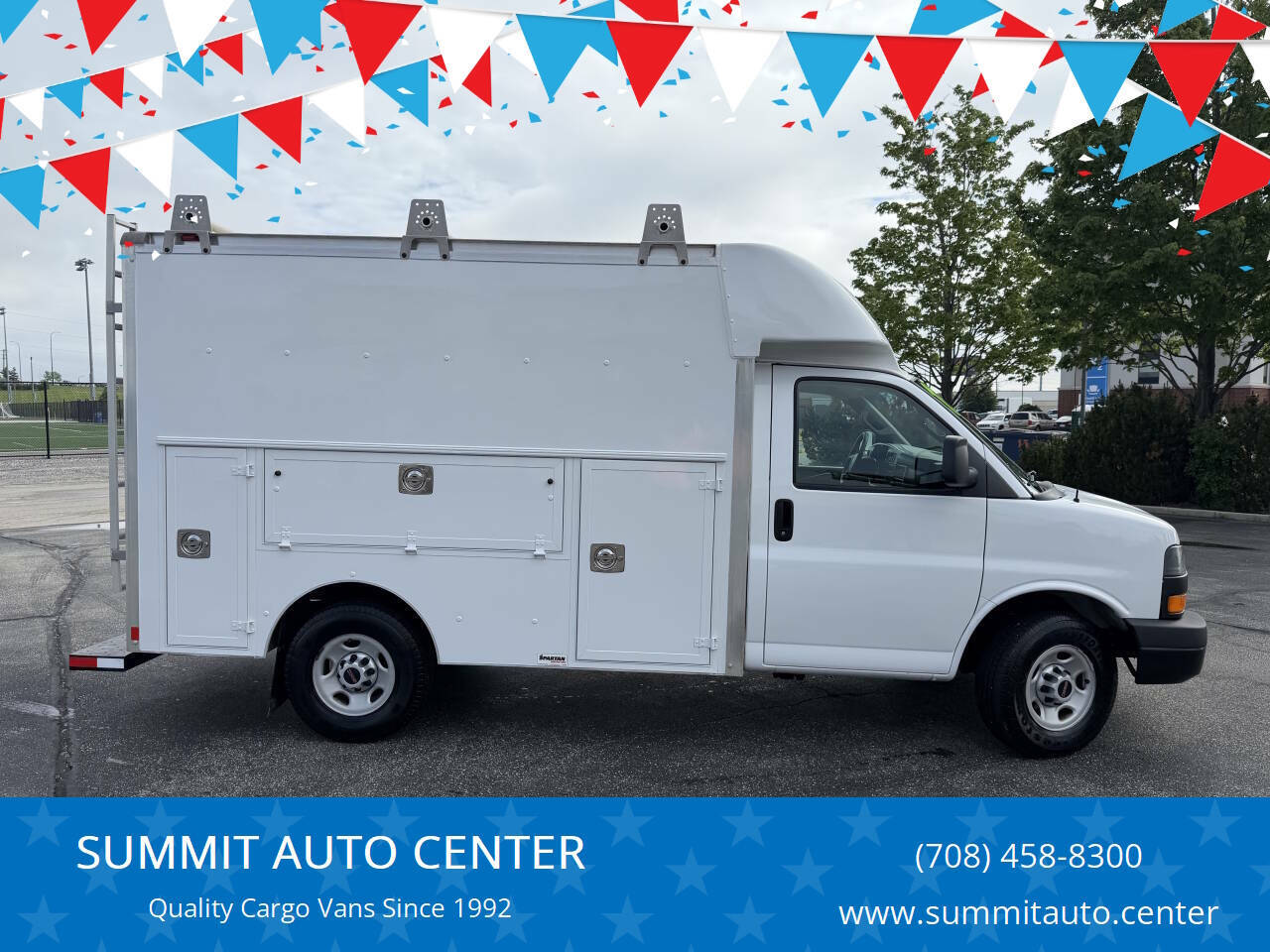 2016 GMC SAVANA in Summit, IL