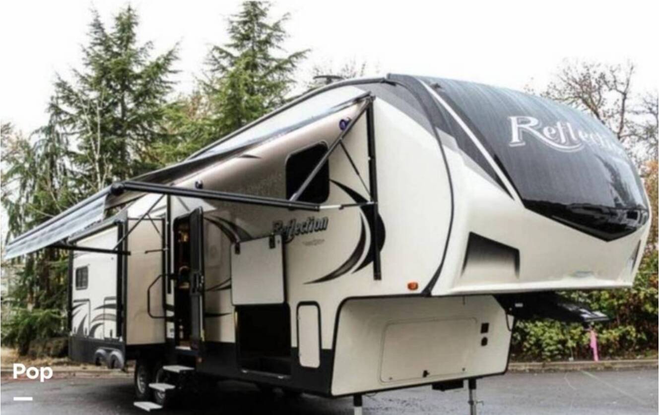 A photo of this 2019 Grand Design Reflection 320MKS
