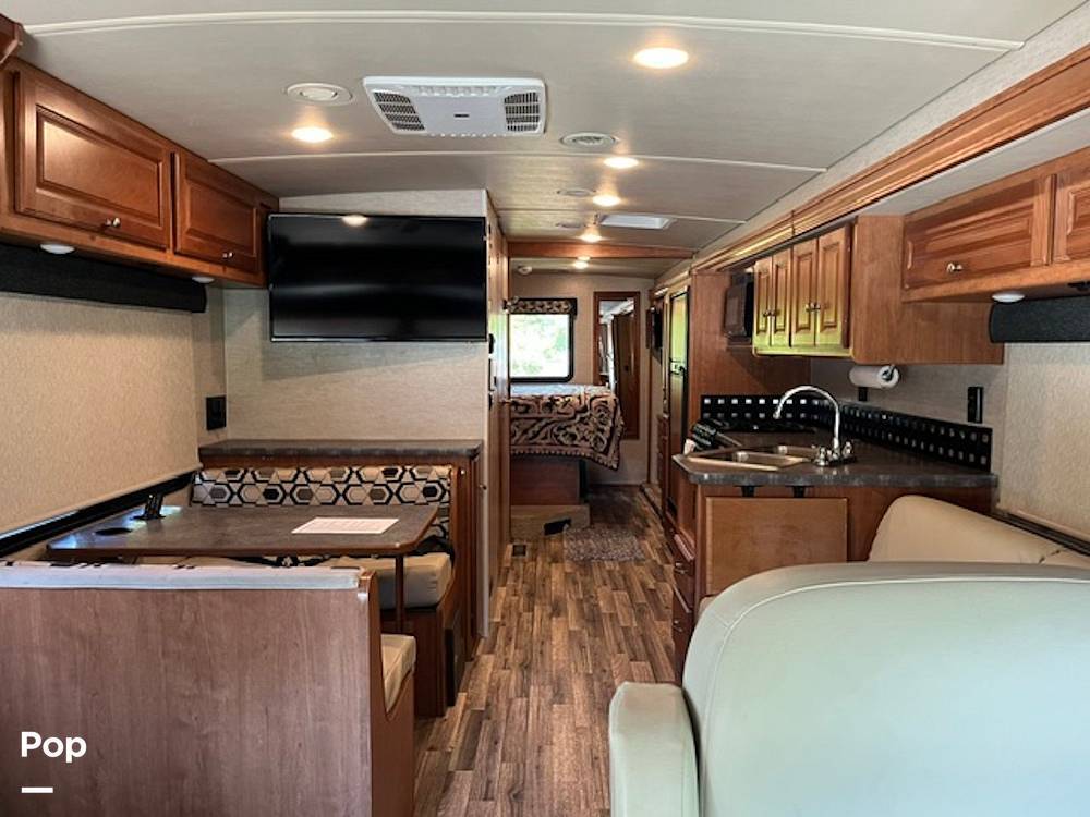 2017 Winnebago Vista 29VE in visalia CA