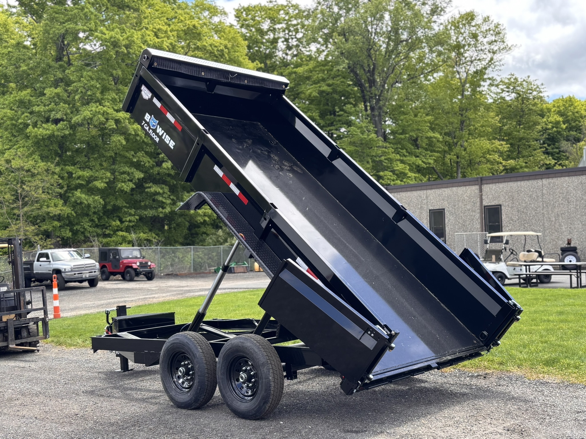 2027 B Wise DT714LP-LE in Bethany, CT