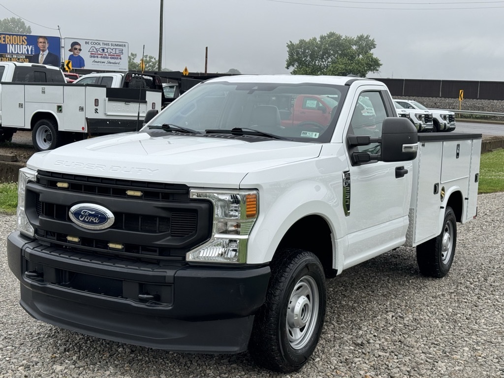 2022 FORD F250 XL in Saint Marys, WV