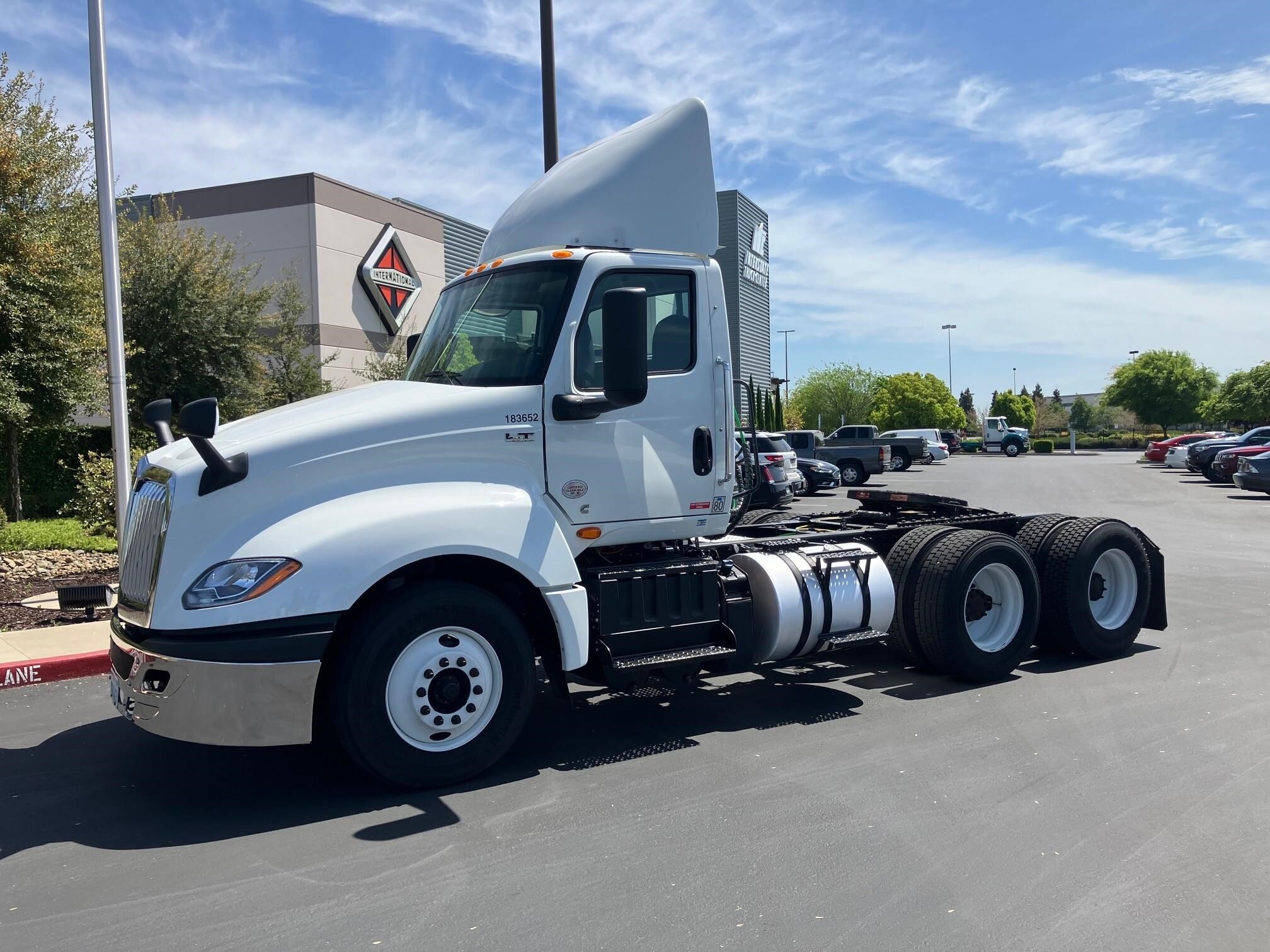 2018 INTERNATIONAL LT in Stockton, CA