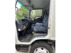 2026 ISUZU NRR