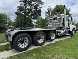 2025 MACK PINNACLE