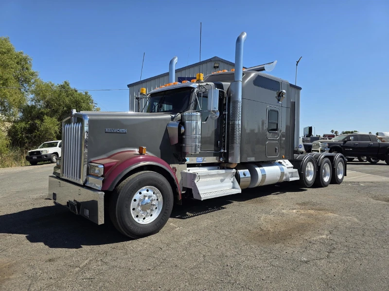 2014 KENWORTH W900L