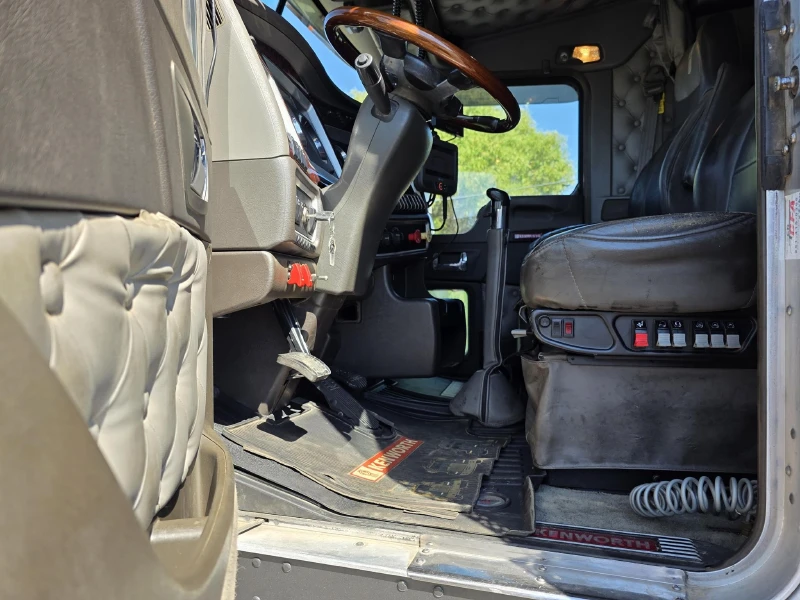 2014 KENWORTH W900L