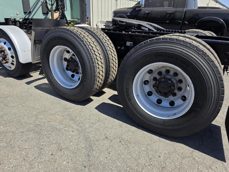 2021 KENWORTH T680