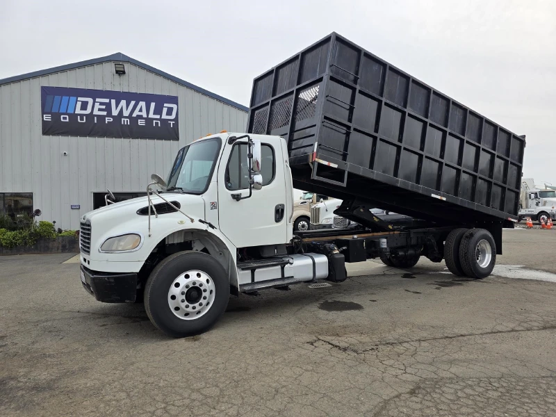 2014 FREIGHTLINER BUSINESS CLASS M2 106
