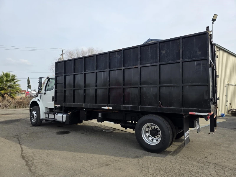 2014 FREIGHTLINER BUSINESS CLASS M2 106