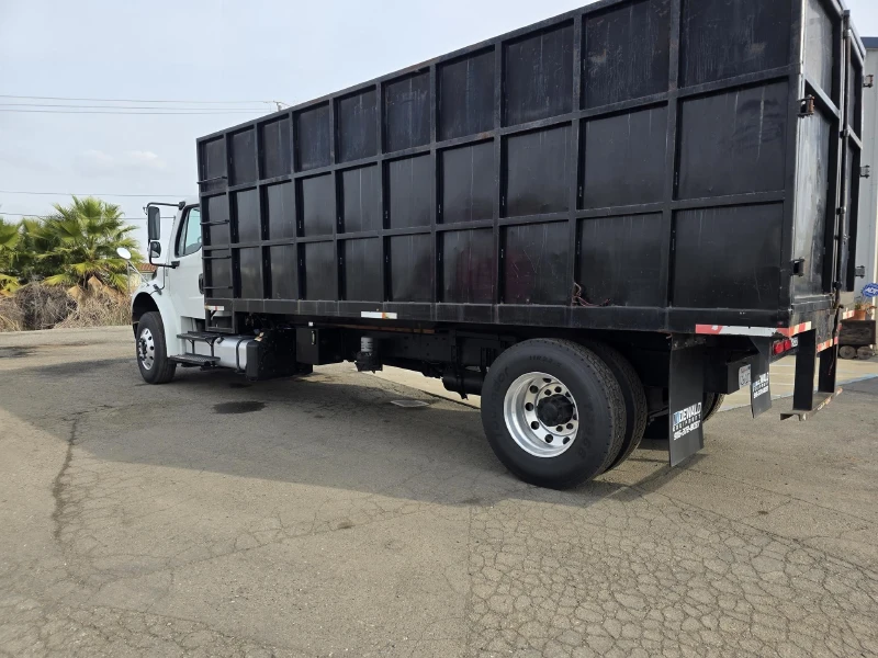2014 FREIGHTLINER BUSINESS CLASS M2 106