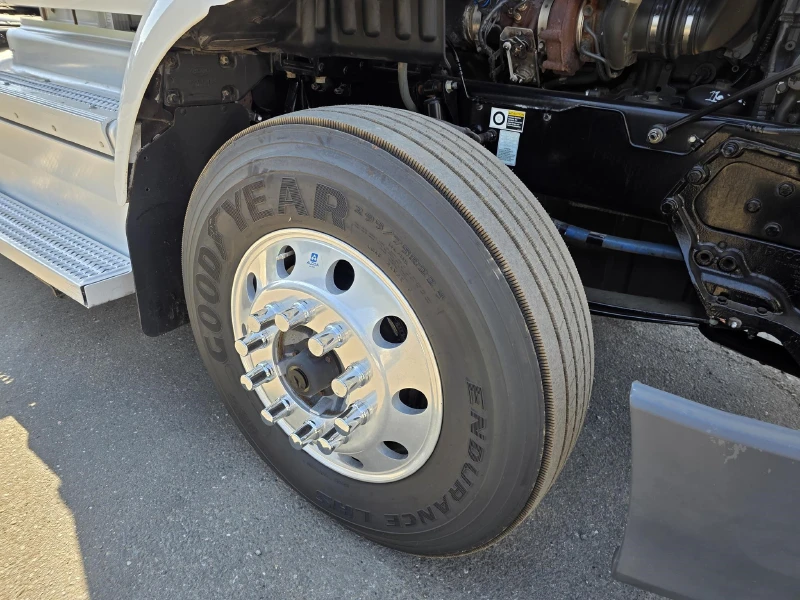 2019 PETERBILT 579